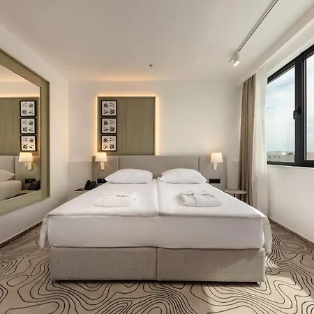 Seesea Hotel