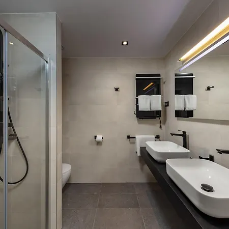 Hotel Seesea 4*